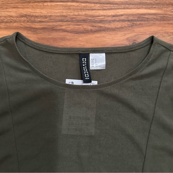 H&M Divided Bodysuit - Picture 4 of 7